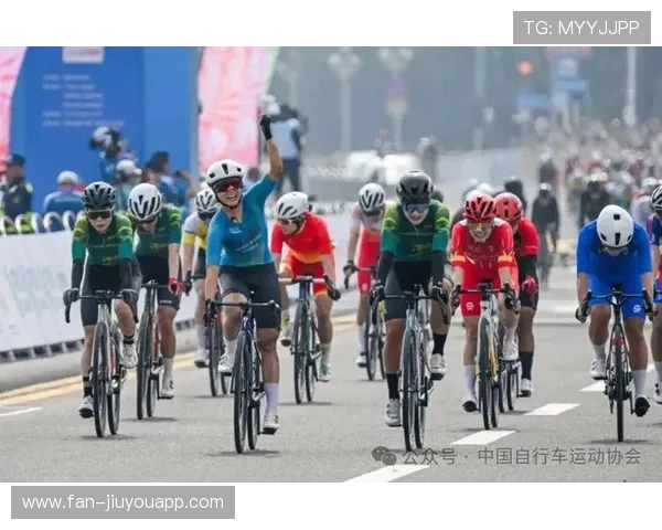 自行车赛成都站落幕，外籍选手获年度积分王，自行车比赛官网